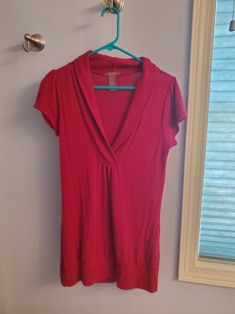 SoSik Bright Pink Short-Sleeve V-Neck Tunic